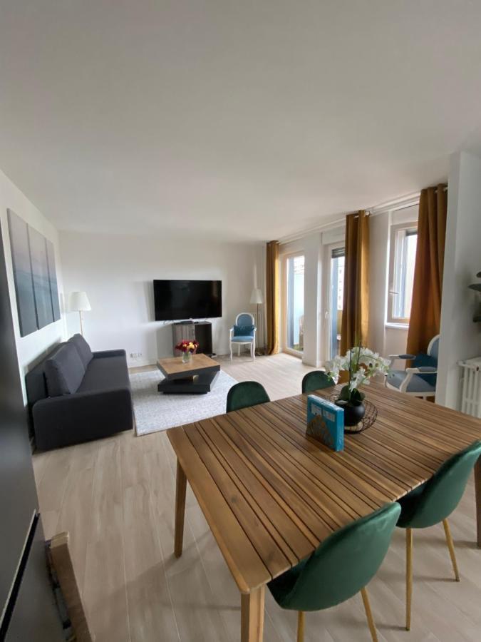Grand Appartement Courbevoie Paris מראה חיצוני תמונה