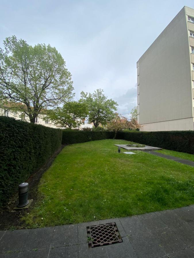 Grand Appartement Courbevoie Paris מראה חיצוני תמונה