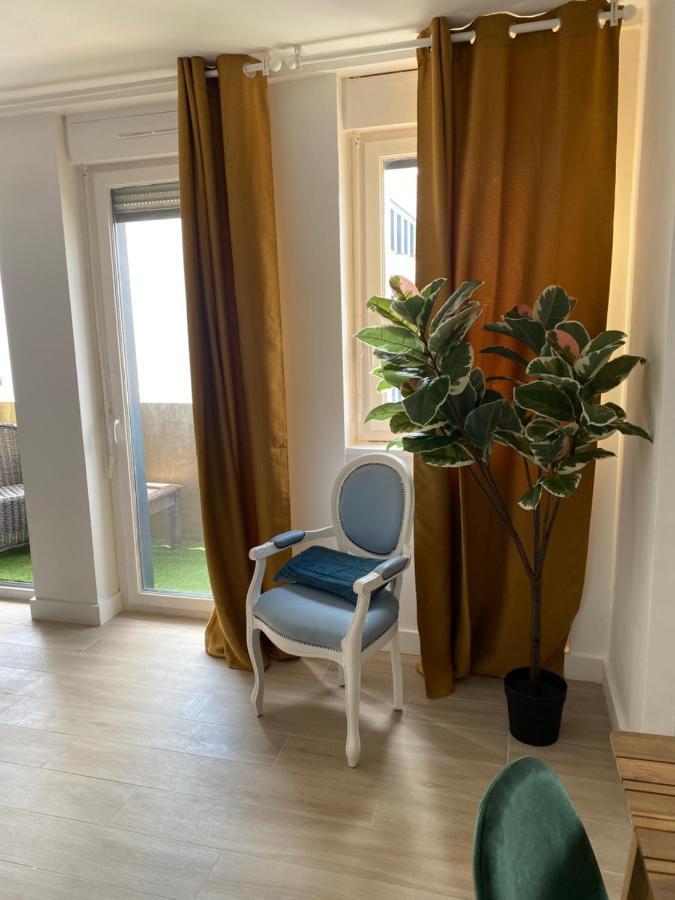 Grand Appartement Courbevoie Paris מראה חיצוני תמונה